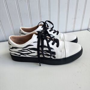 JOURNEE COLLECTION Womens Black White Taschi Cap Toe Platform Sneakers Shoes 8.5